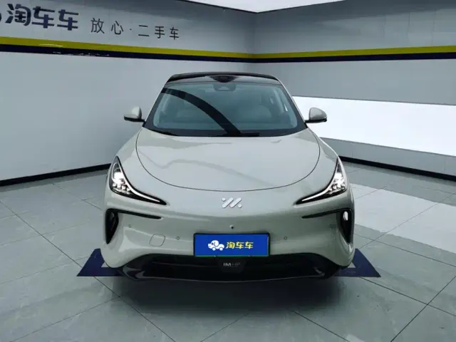 IM Motors LS6 — Фото автомобиля 2