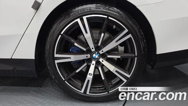BMW 5-Series 5 серия (G60) 530i xDrive M Sport — Фото автомобиля 18