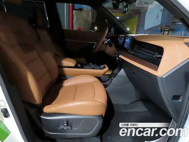 KGM Torres — Фото автомобиля 11