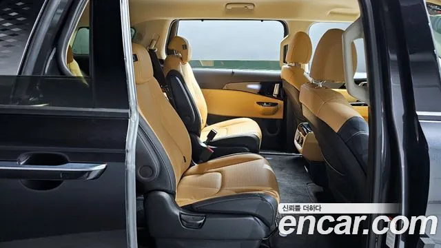 Kia Canival Carnival 4 поколение Дизель 9 мест Signature — Фото автомобиля 13