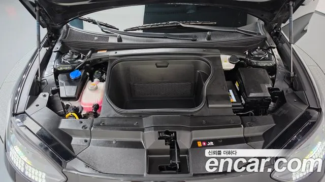 Hyundai Ioniq 6 — Фото автомобиля 9