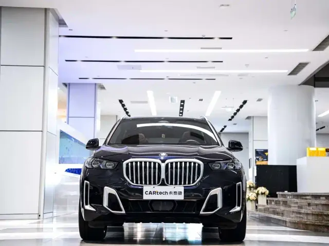 BMW X5 — Фото автомобиля 3