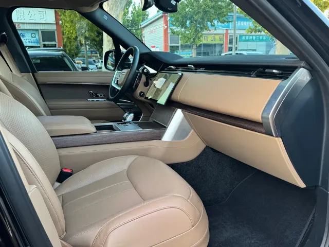 Land Rover Range Rover — Фото автомобиля 14