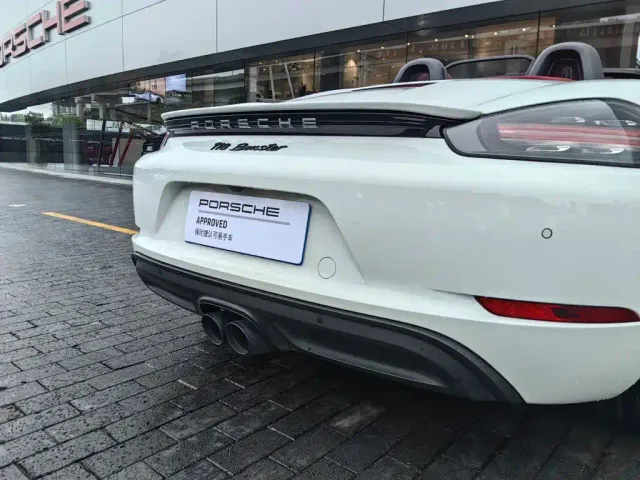 Porsche 718 — Фото автомобиля 11