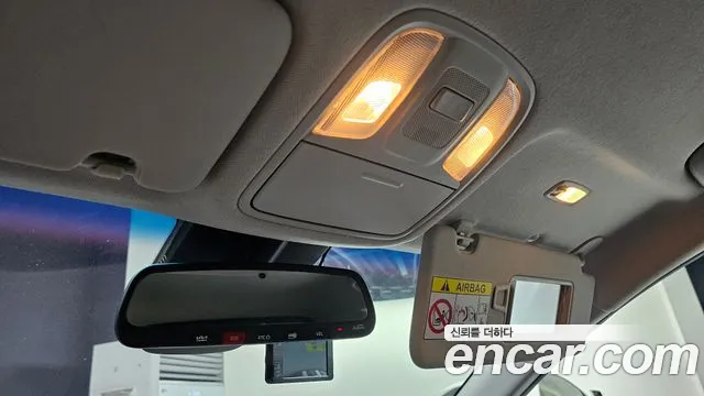 Kia Niro — Фото автомобиля 18