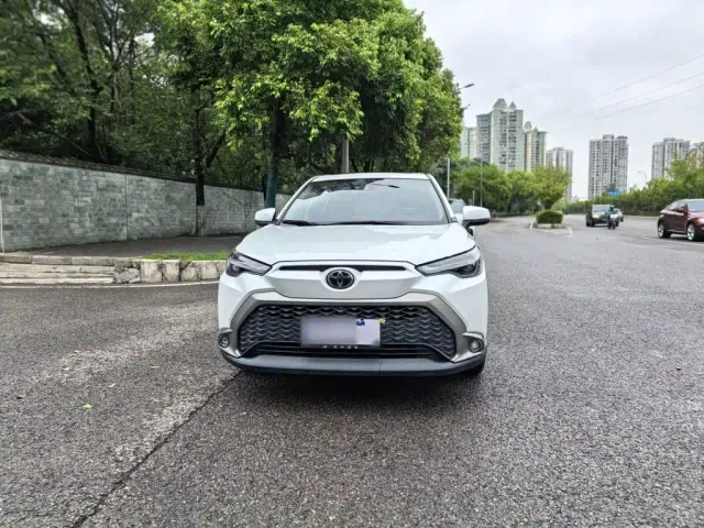 Toyota Frontlander — Фото автомобиля 23