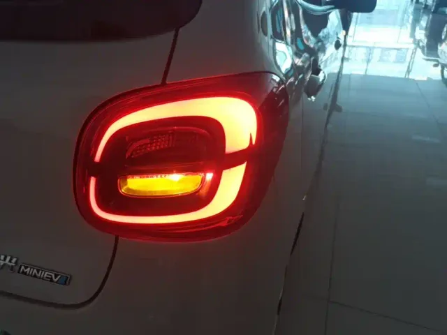 Wuling Hongguang Mini EV — Фото автомобиля 7