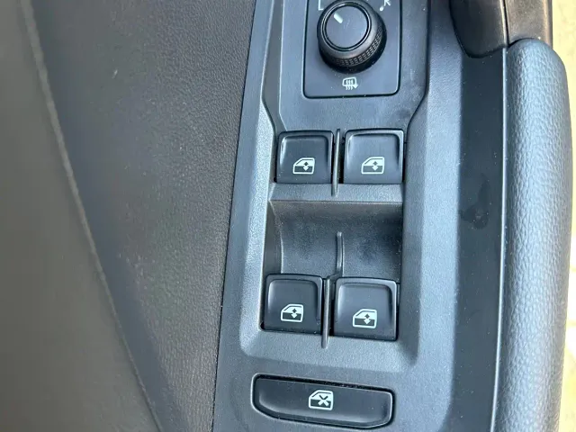 Volkswagen Tharu — Фото автомобиля 11