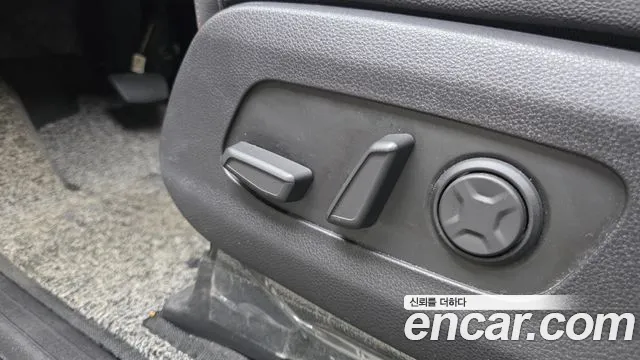 Kia Canival Carnival 4 поколение Бензин 9 мест Signature — Фото автомобиля 28