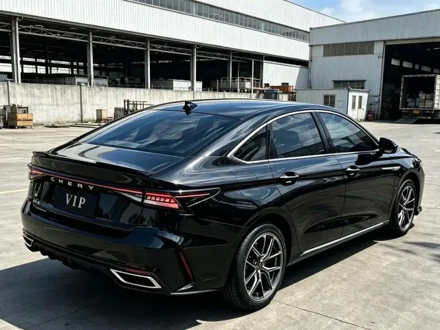 Chery Arrizo 8 — Фото автомобиля 4