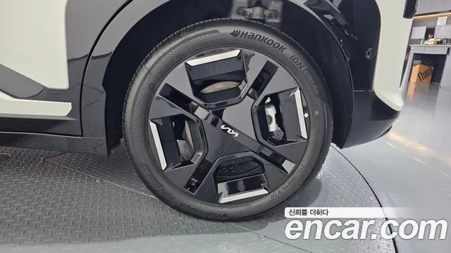 Kia EV3 — Фото автомобиля 6