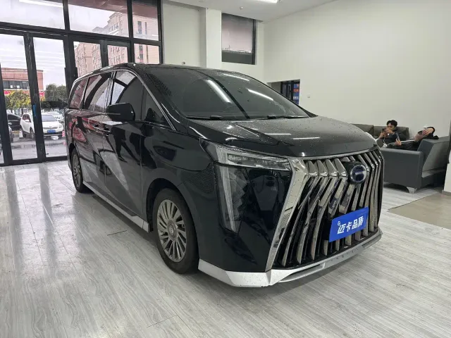 GAC Trumpchi M8 — Фото автомобиля 3