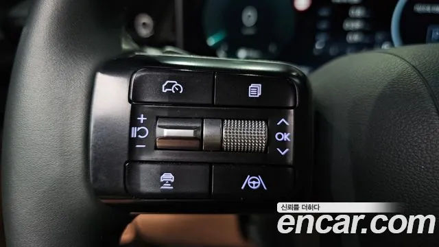 Hyundai Grandeur Grandeur (GN7) 2.5 Бензин 2WD — Фото автомобиля 16