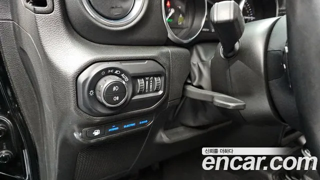 Jeep Wrangler Wrangler (JL) — Фото автомобиля 15