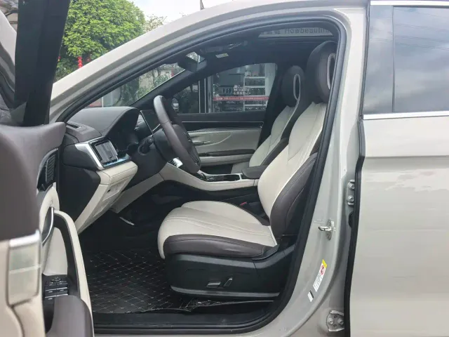 BYD Song PLUS — Фото автомобиля 7