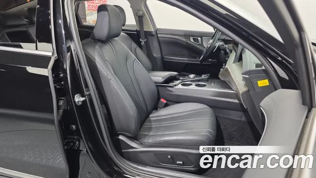 Kia K8 — Фото автомобиля 12
