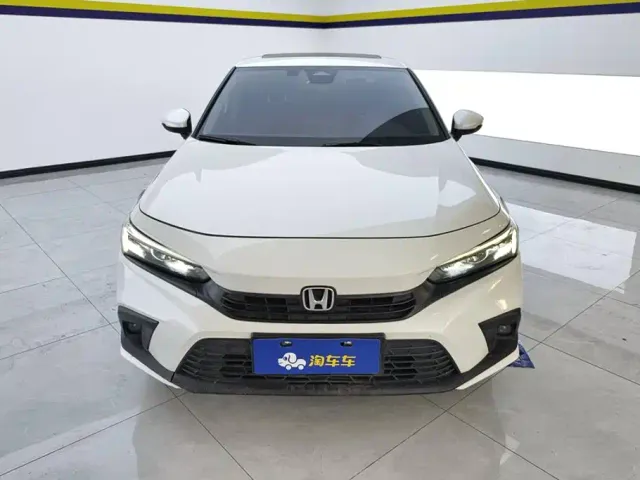 Honda Civic — Фото автомобиля 2