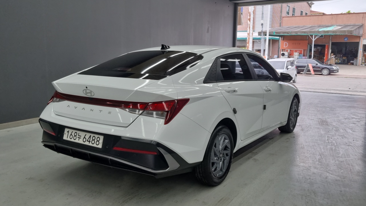 Hyundai AVANTE Новый Avante (CN7) — Фото автомобиля 2