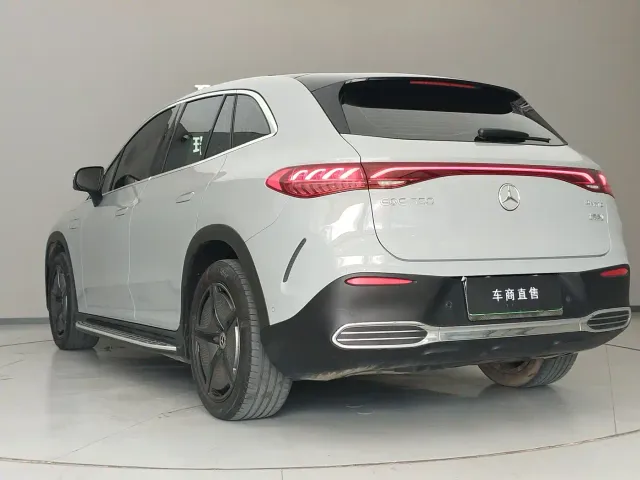 Mercedes-Benz EQE SUV — Фото автомобиля 3