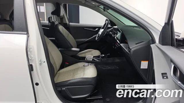 Kia Niro The All New — Фото автомобиля 16