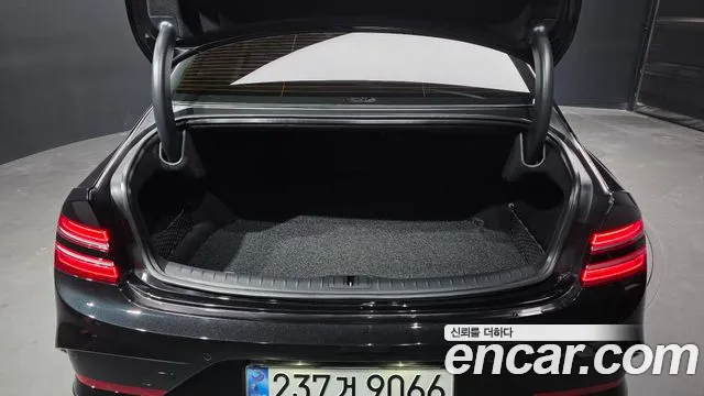 Genesis G80 RG3 — Фото автомобиля 26