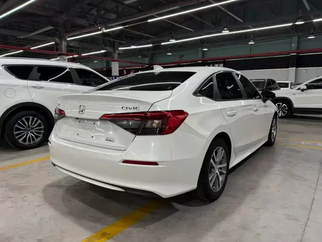 Honda Civic — Фото автомобиля 8