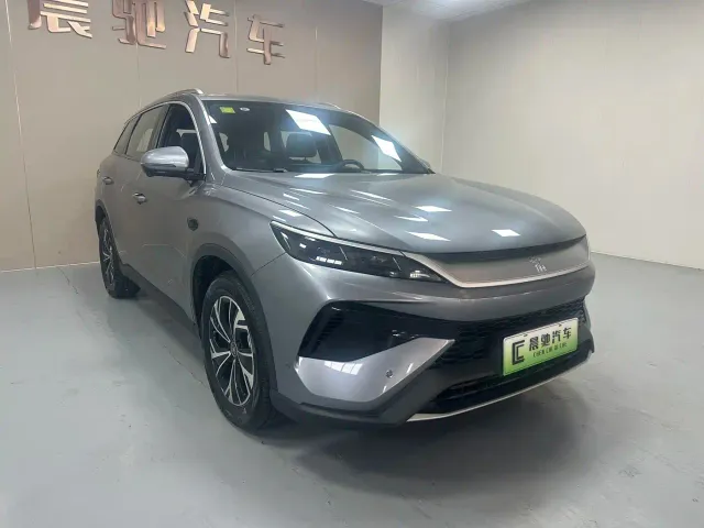BYD Song Pro — Фото автомобиля 3