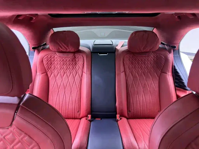 Bentley Flying Spur — Фото автомобиля 9