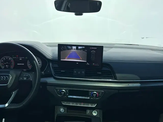 Audi Q5L — Фото автомобиля 8