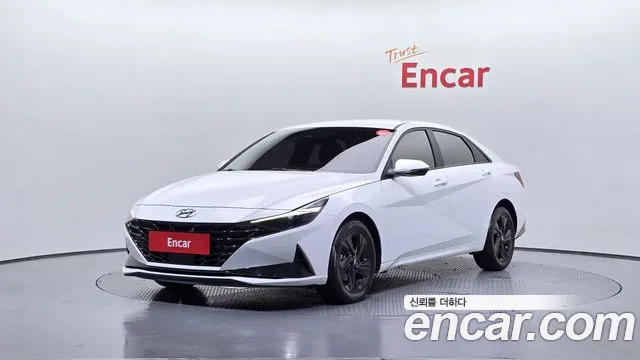 Фотография автомобиля — Hyundai Avante CN7