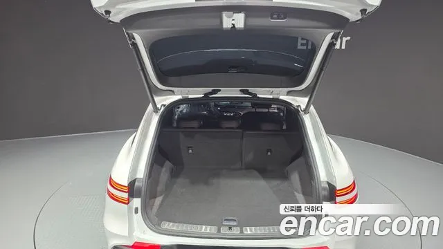 Genesis GV70 2.5T Бензин 2WD — Фото автомобиля 17