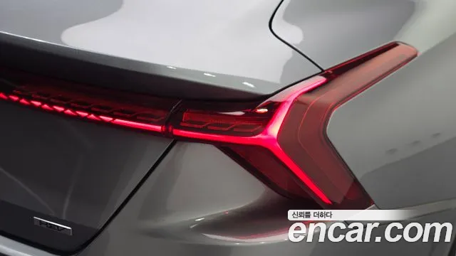 Kia K8 Hybrid — Фото автомобиля 8