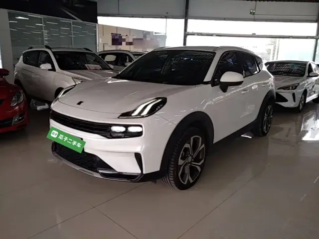 Фотография автомобиля — Lynk & Co 06 EM-P