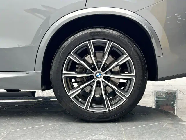 BMW X5 — Фото автомобиля 23