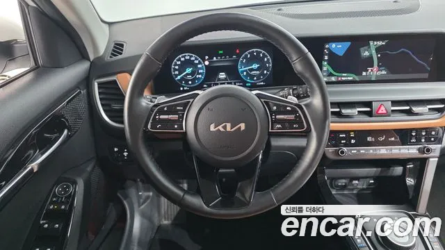 Kia Seltos Новый Seltos Бензин 2.0 2WD — Фото автомобиля 13
