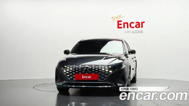 Hyundai Grandeur New — Фото автомобиля 3