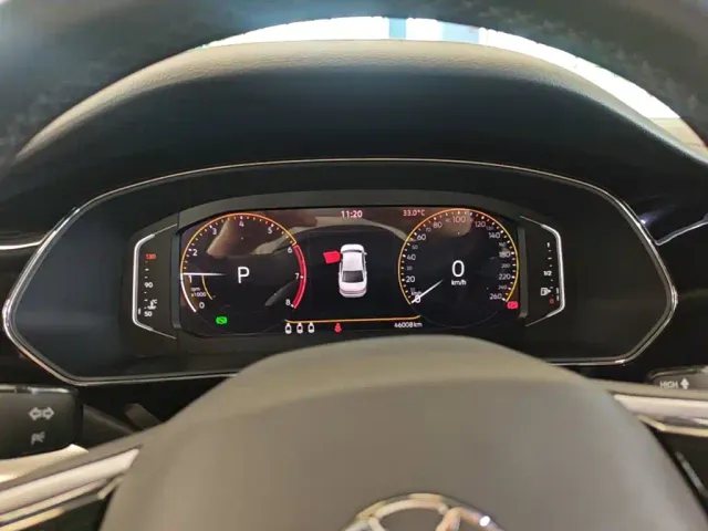 Volkswagen Passat — Фото автомобиля 11