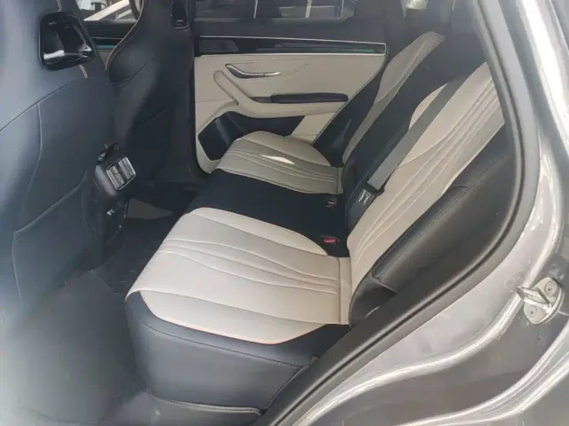 BYD Song PLUS — Фото автомобиля 16
