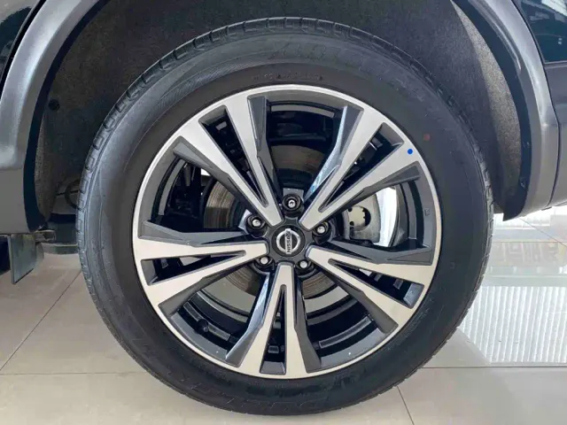 Nissan Qashqai — Фото автомобиля 15