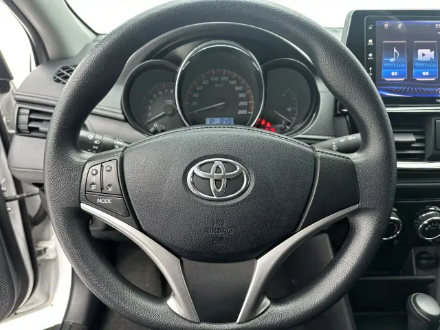 Toyota Vios — Фото автомобиля 16