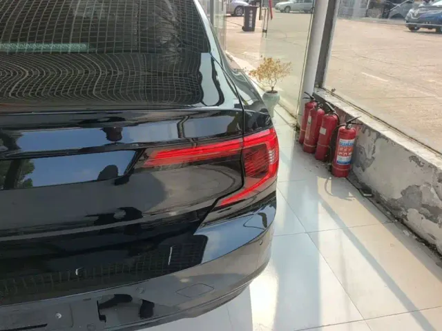 Volvo S90 — Фото автомобиля 7