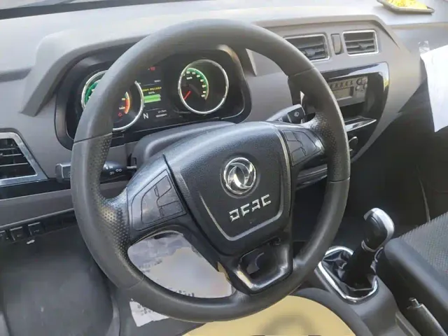 Dongfeng Yufeng Yufeng EM26 — Фото автомобиля 10