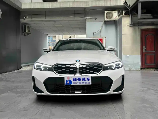 BMW 3 Series — Фото автомобиля 5