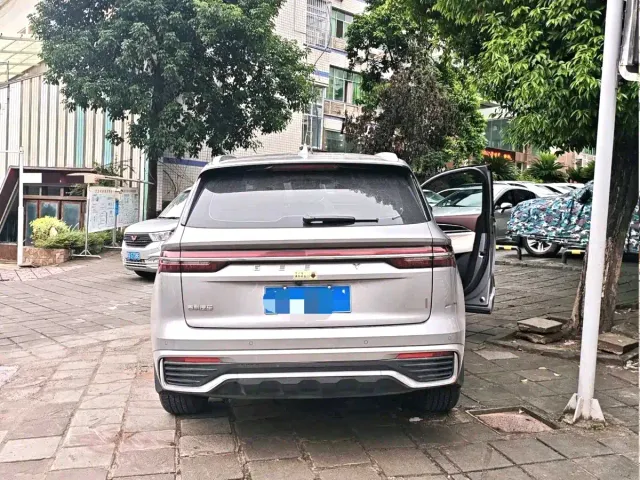 Geely Xingyue L — Фото автомобиля 4