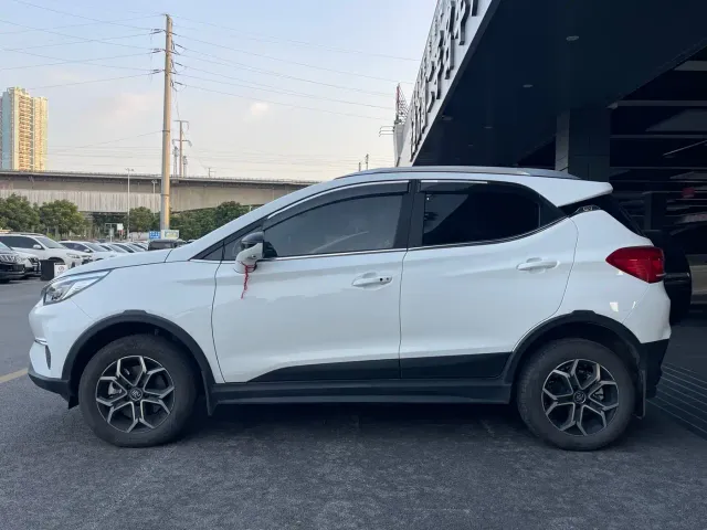BYD Yuan Pro — Фото автомобиля 11