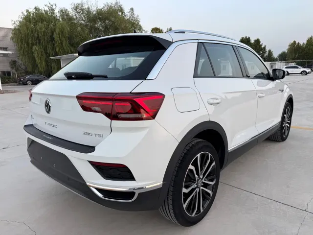 Volkswagen Volkswagen T-ROC 2021 280TSI DSG 2WD Comfort Smart Connect 30th Anniversary Edition — Фото автомобиля 5