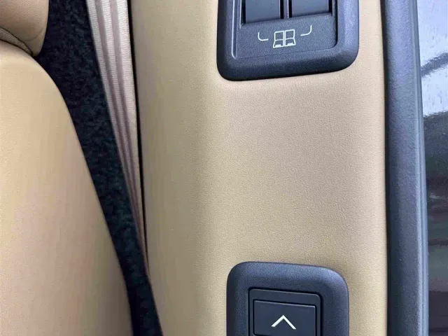 Land Rover Range Rover — Фото автомобиля 25