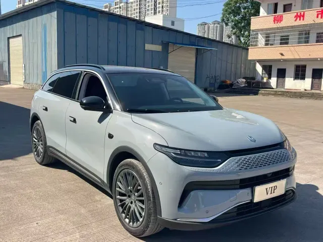 Leapmotor C11 — Фото автомобиля 3