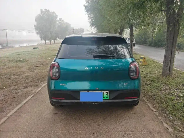 GAC Aion UT — Фото автомобиля 8