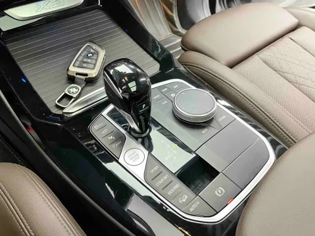 BMW X3 — Фото автомобиля 15